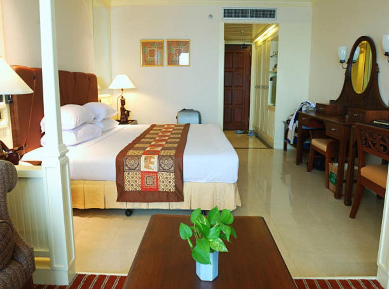 Hotel Rosewood Near Delhi Airport New Delhi