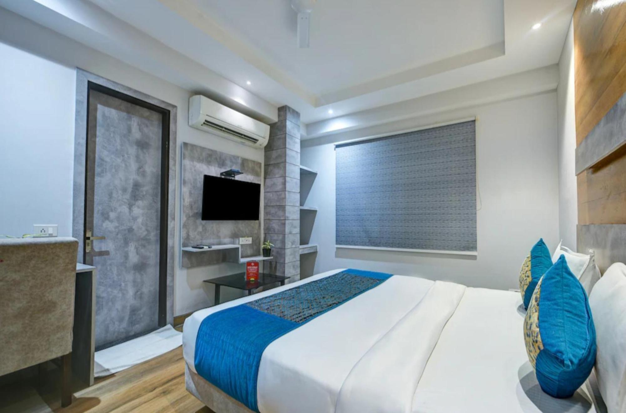 Hotel Hotel Stanley-Near Delhi Airport 4*