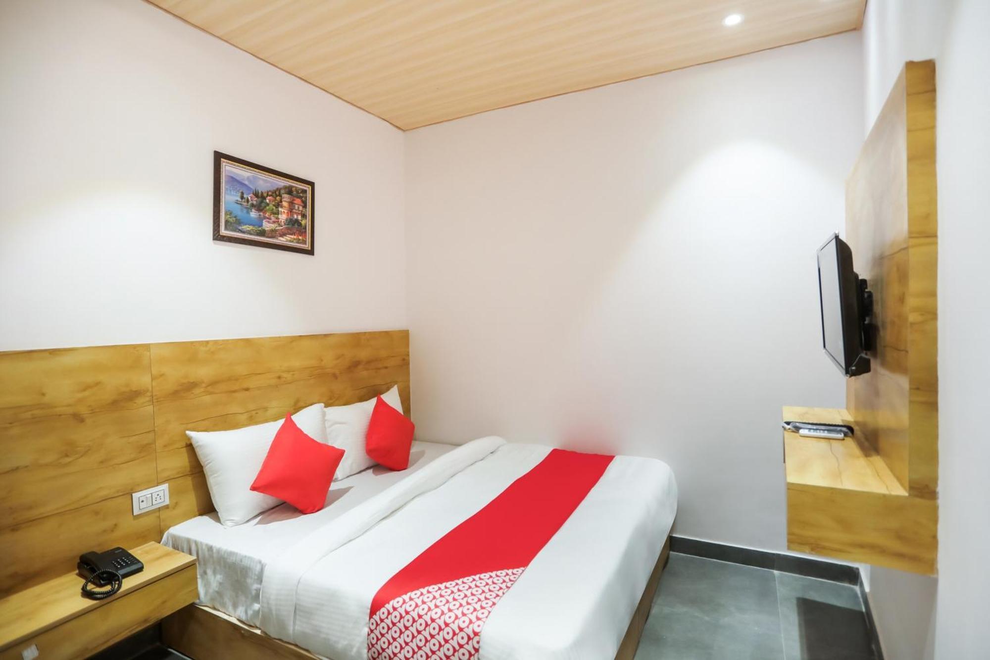 Hotel O Orchid Blu New Delhi