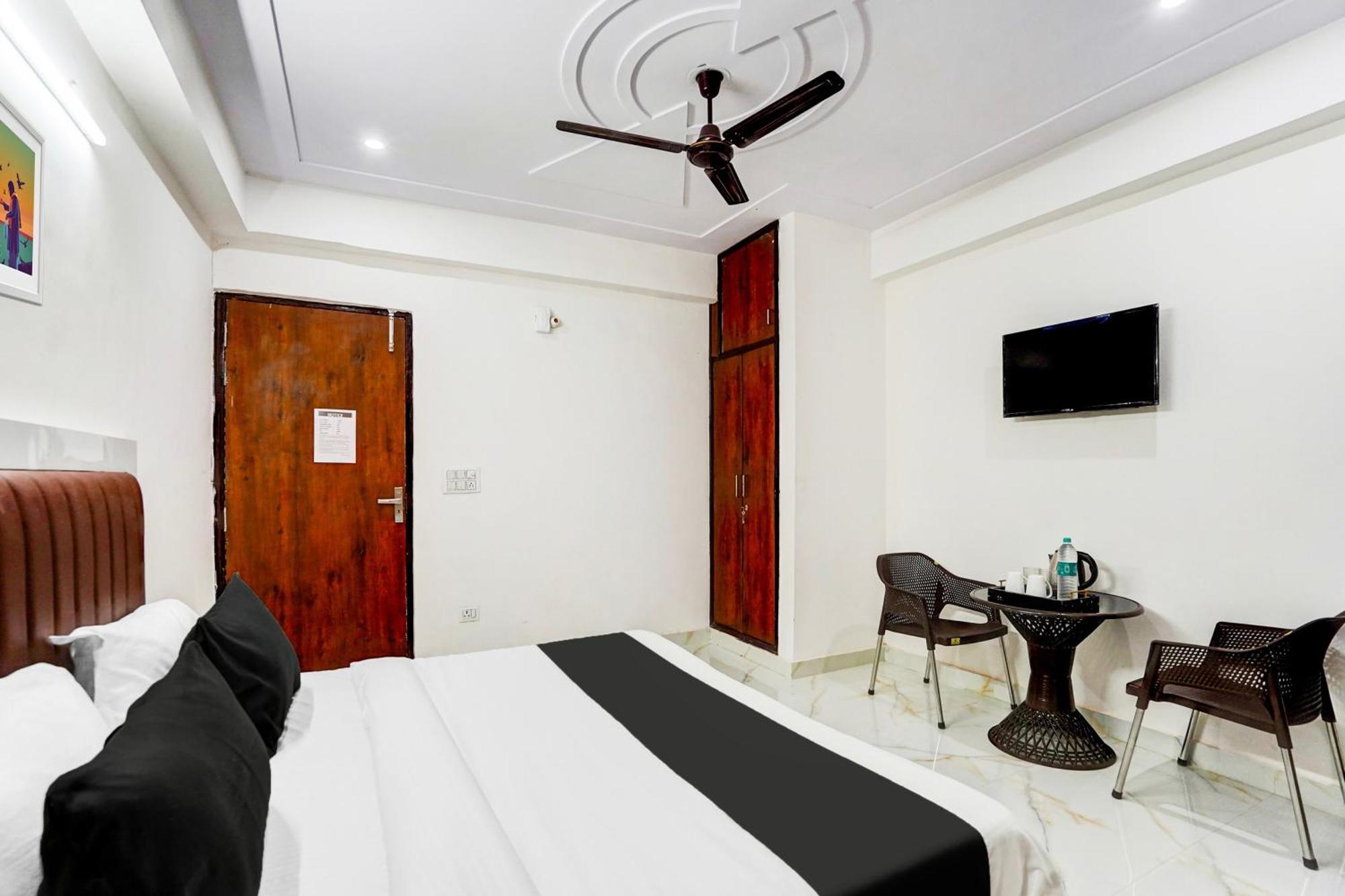 Hotel O Premium