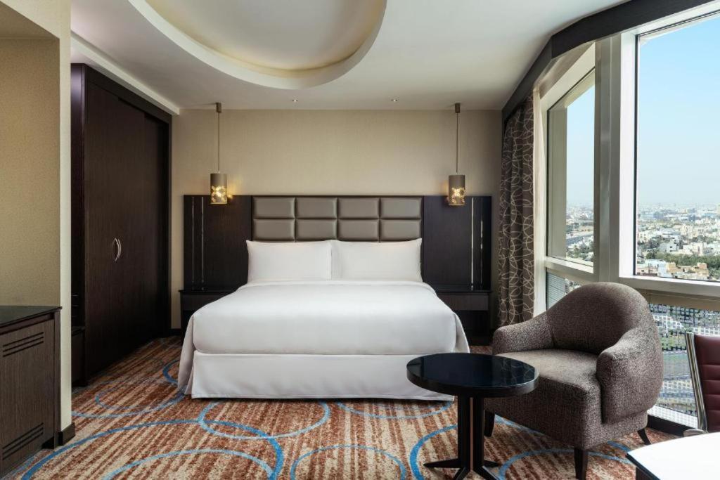 Costaa La Cage Near Delhi Airport By Gross Group Hotel 4*