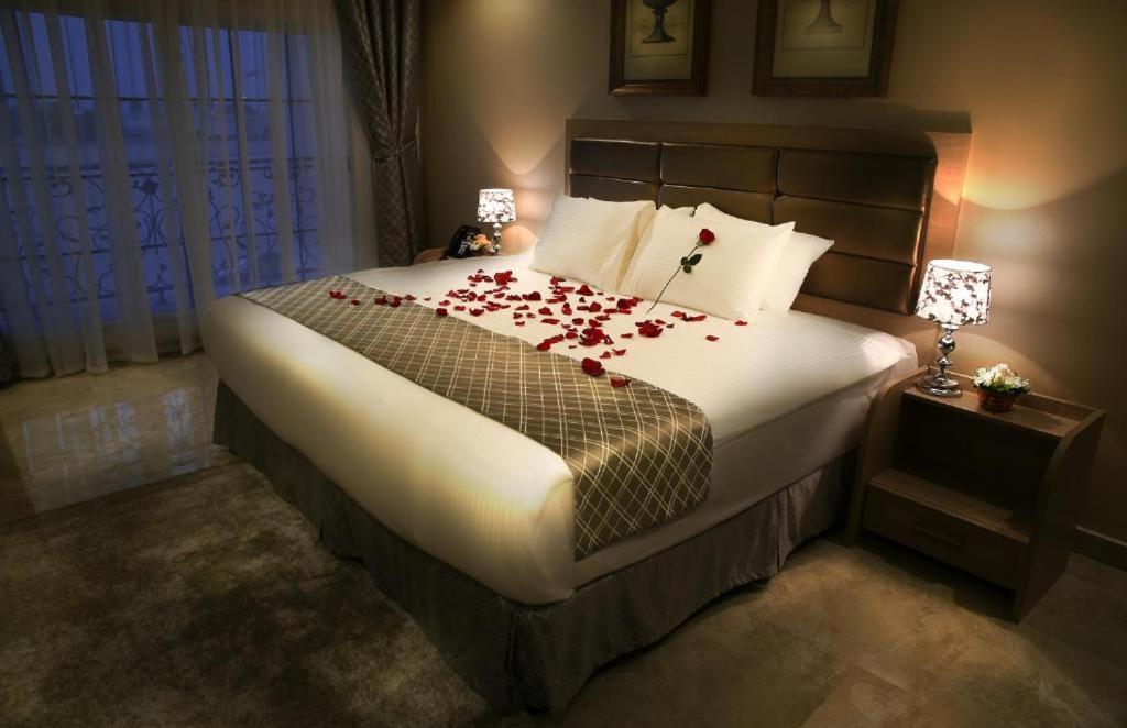 Costaa La Cage Near Delhi Airport By Gross Group Hotel New Delhi