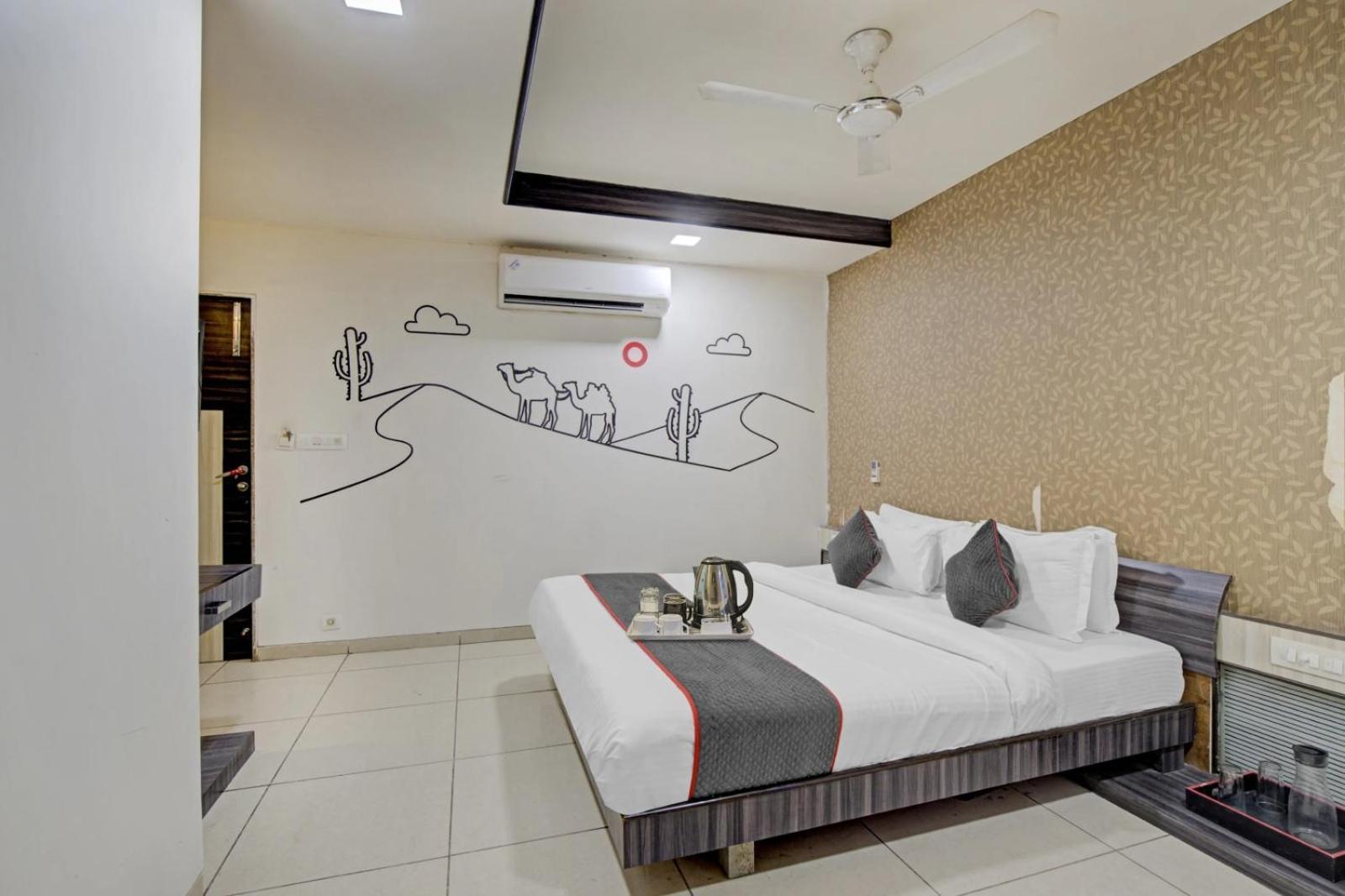 Jmd Grace A Family Hotel New Delhi
