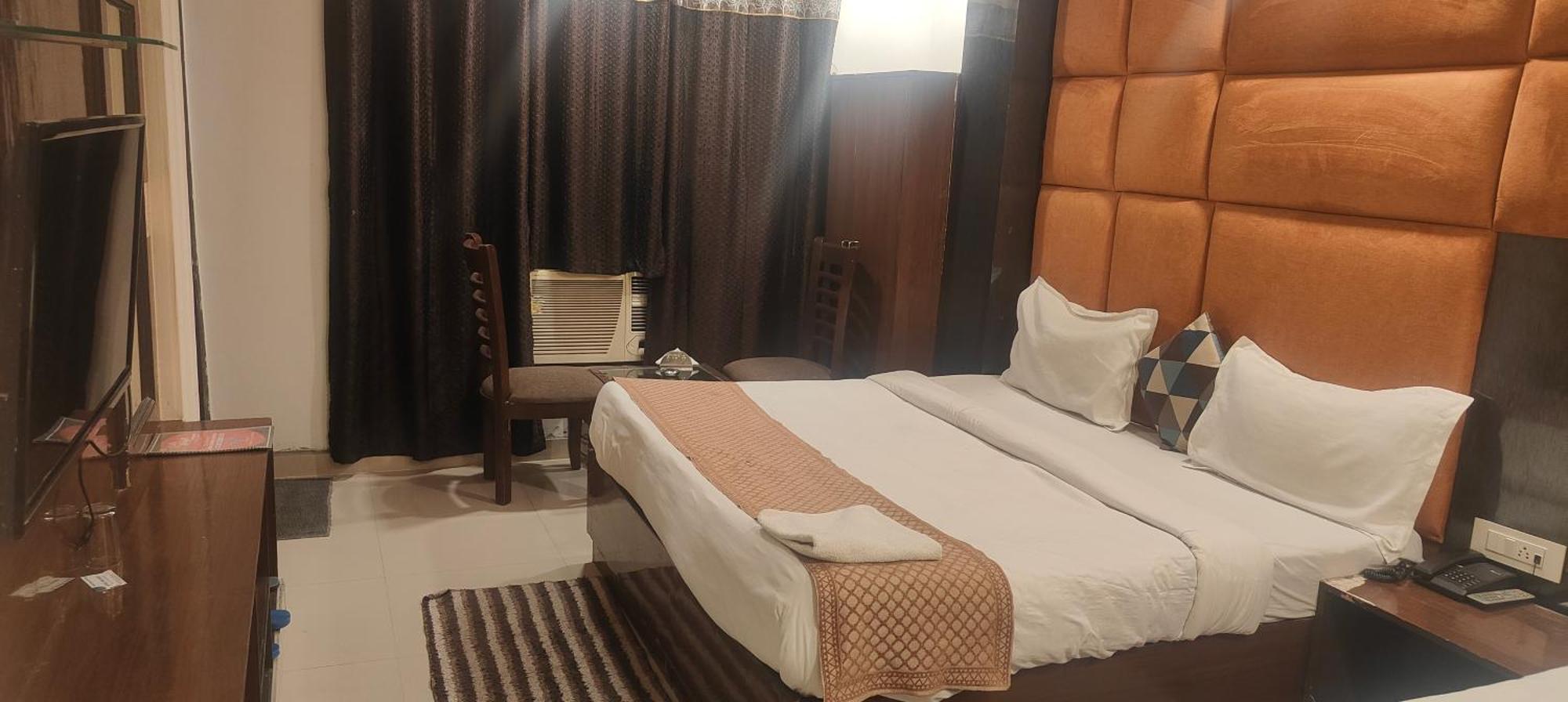 Hotel Grace A Family Near Igi Airport Delhi 4*