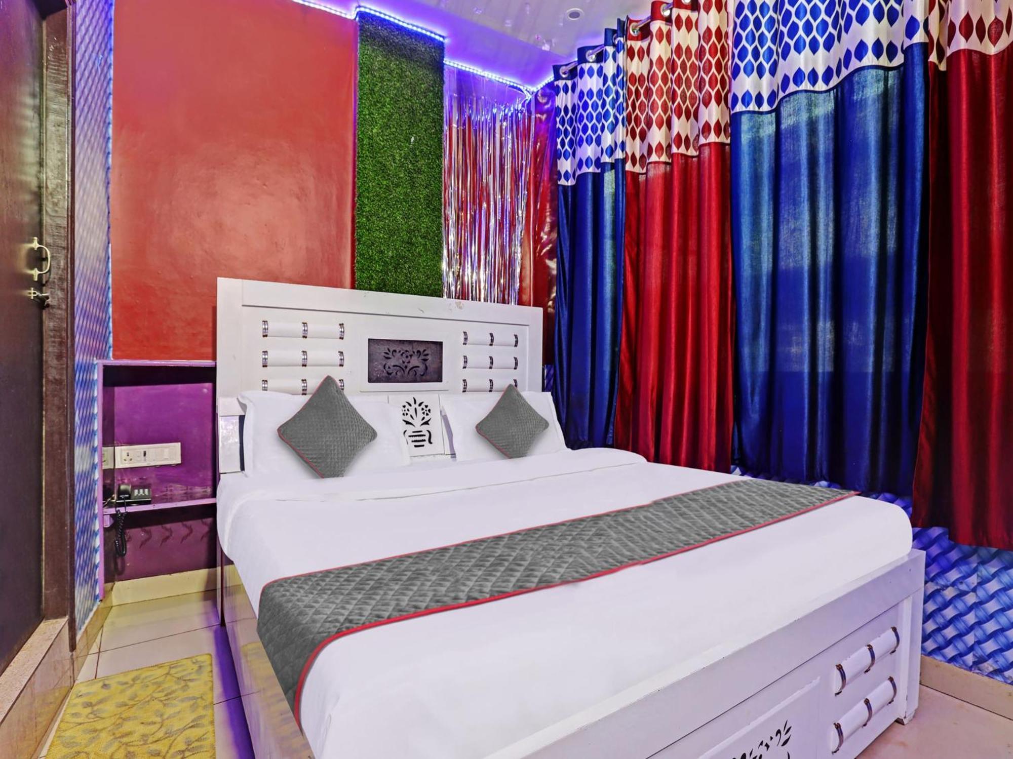 Hotel O Small Town 4*