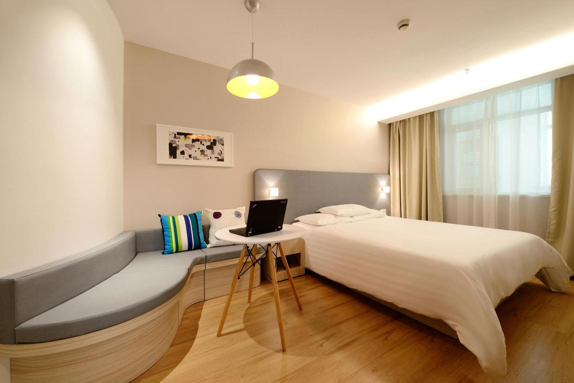 The Grand Seven Near Igi Airport
