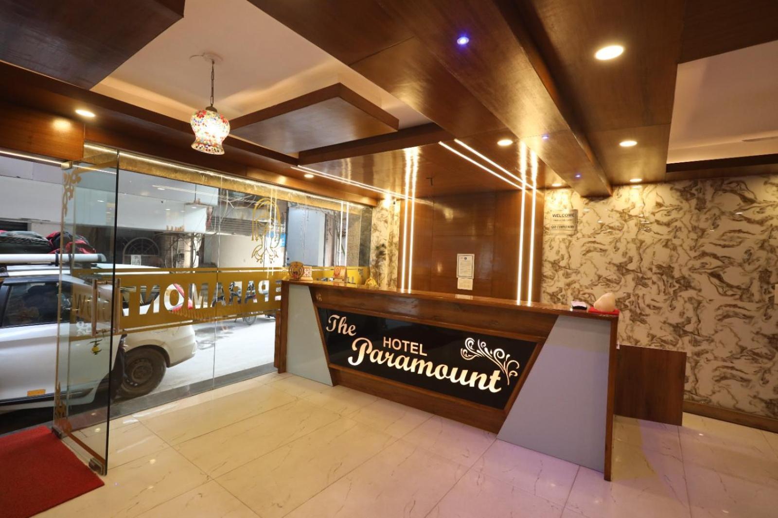 Paramont Airport Hotel 4*