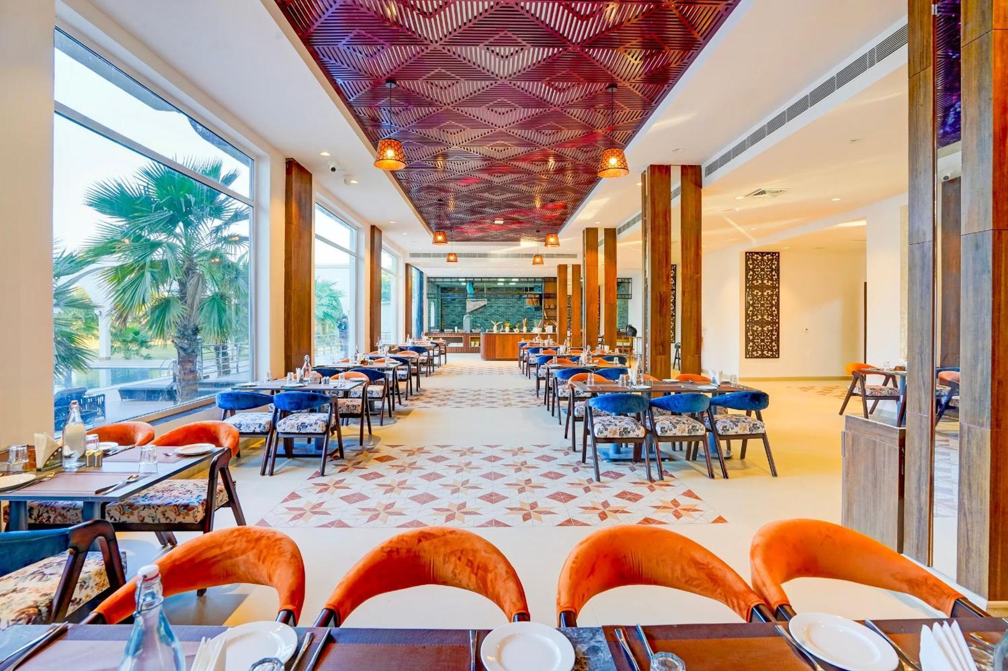 Tark Plaza A Family Near Igi Airport Delhi 4*