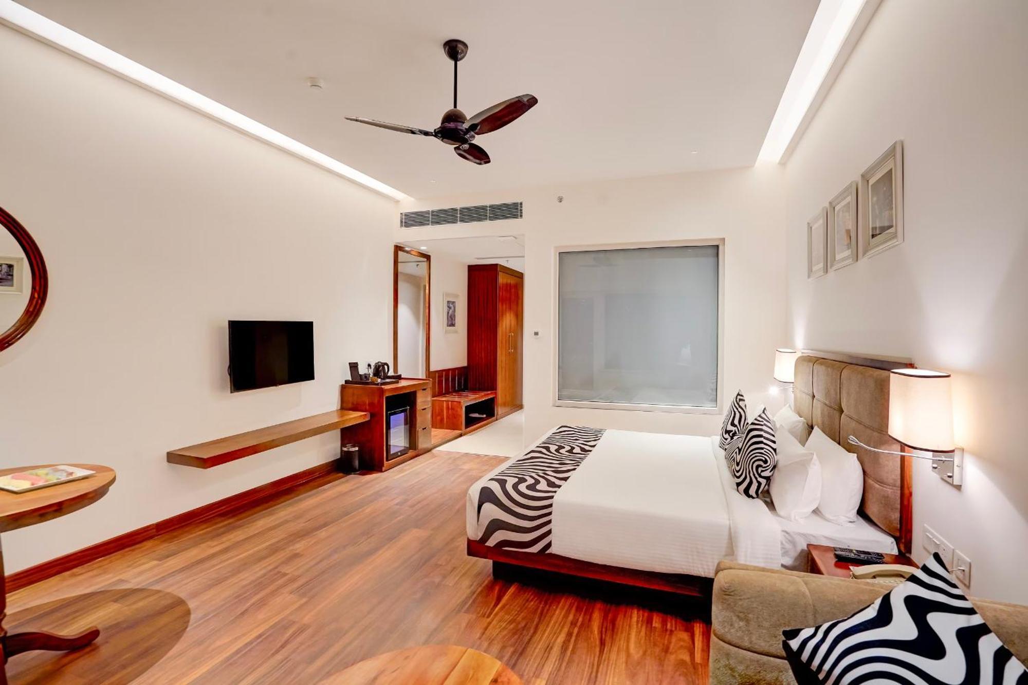 Hotel Tark Plaza A Family Near Igi Airport Delhi