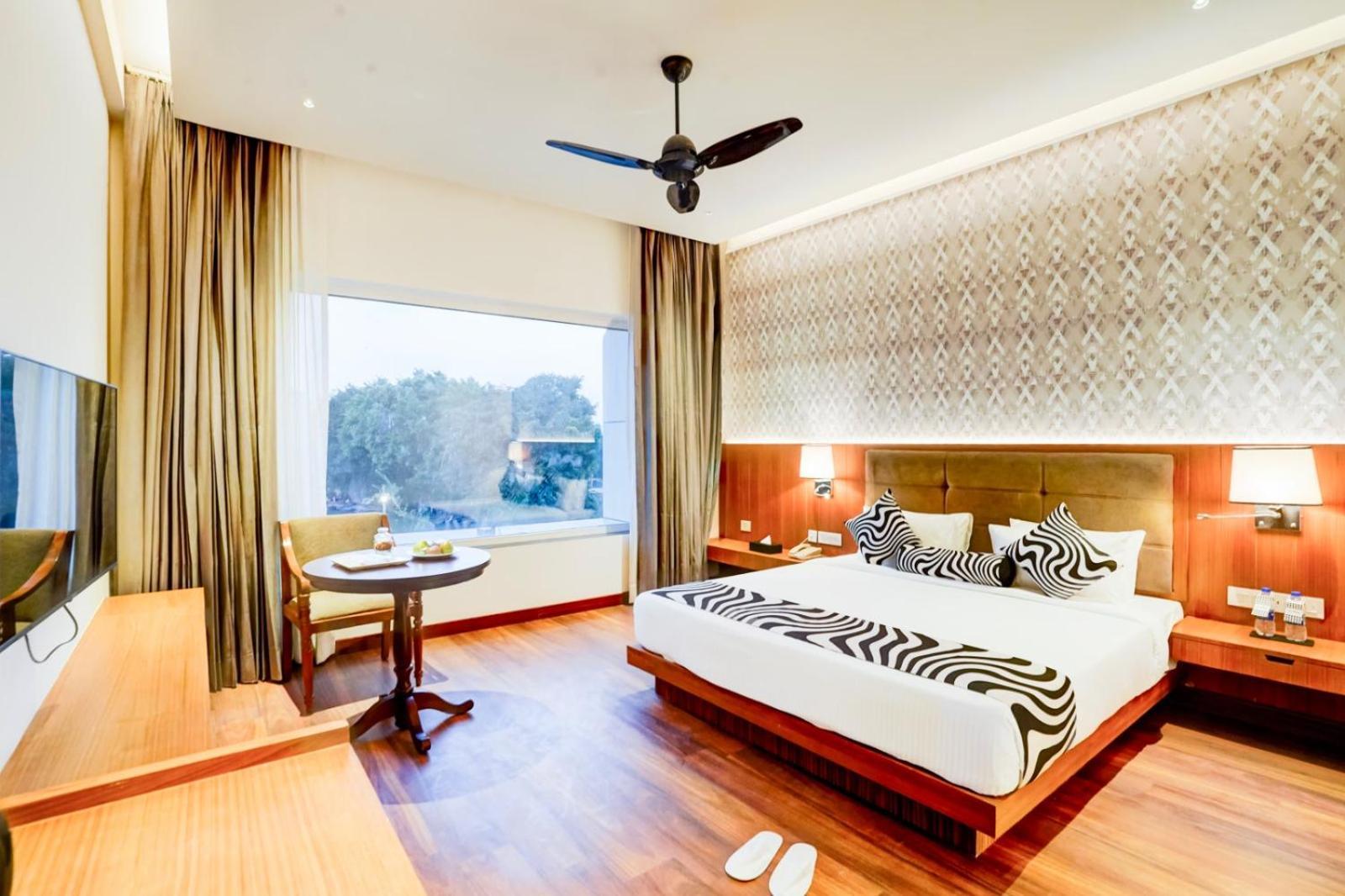 Tark Plaza A Family Near Igi Airport Delhi New Delhi