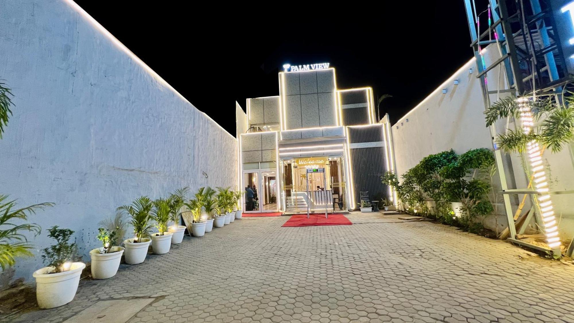 Bed & Breakfast Palm View By Jmd Group *