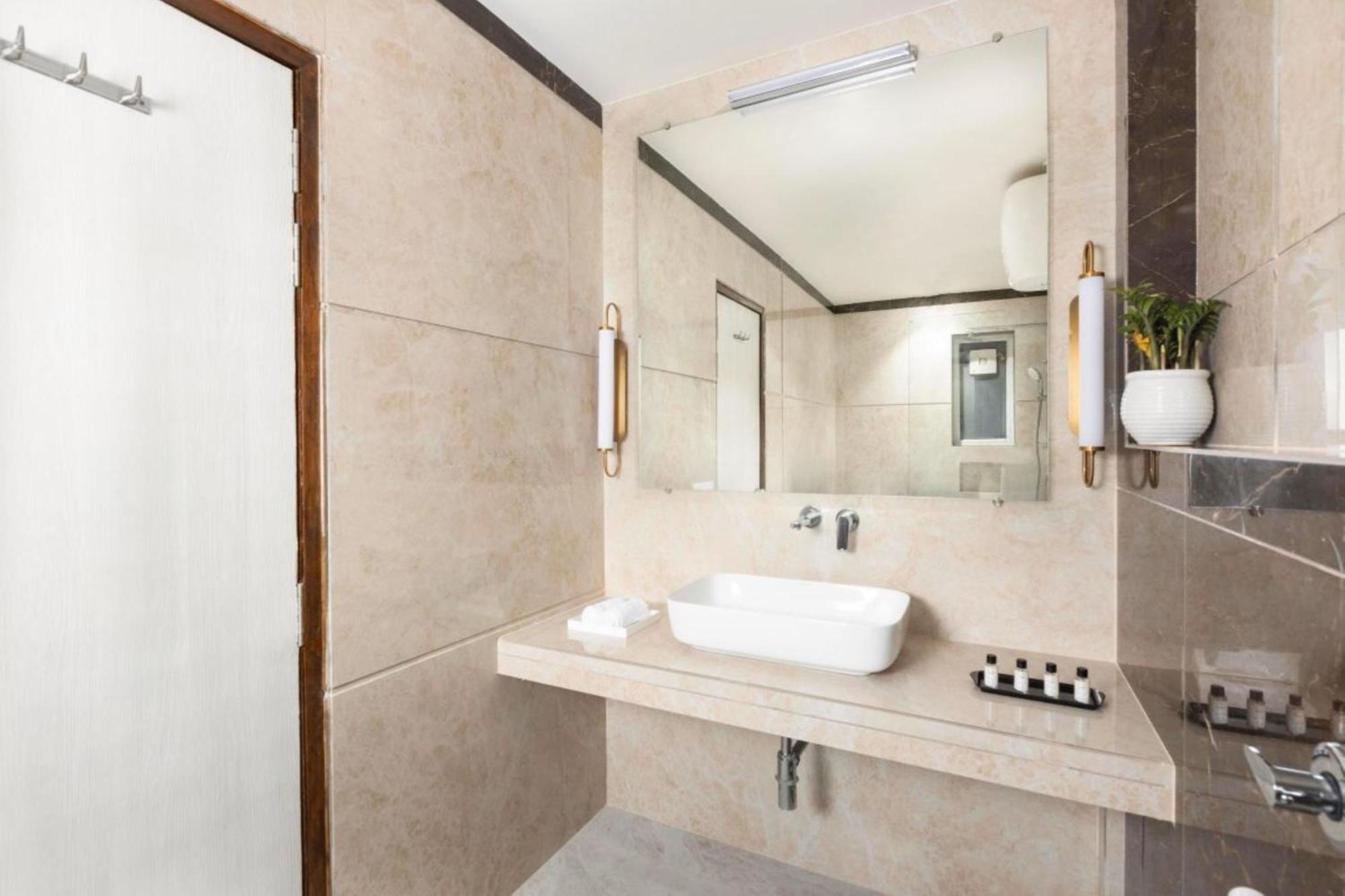 Star By Star Group- Near Delhi Airport Hotel Nova Deli