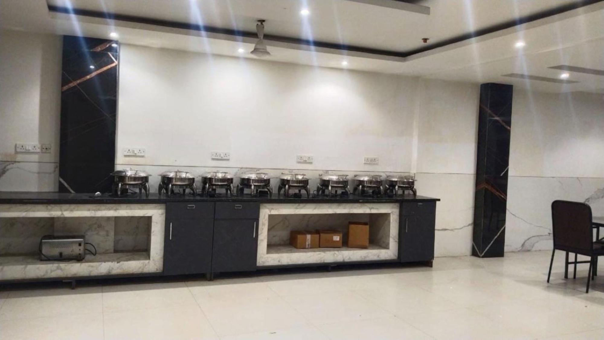 Star By Star Group- Near Delhi Airport Nova Deli