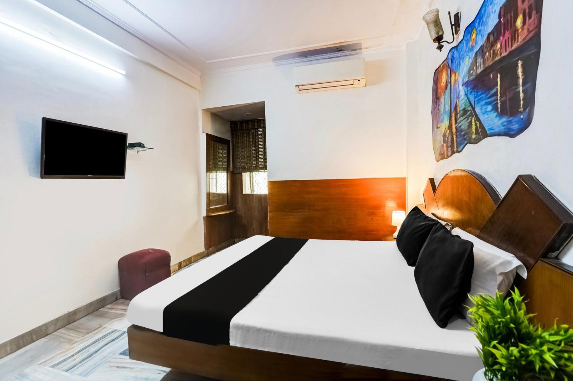 O Paharganj Near Railway Station Formerly Chand Palace Hotel