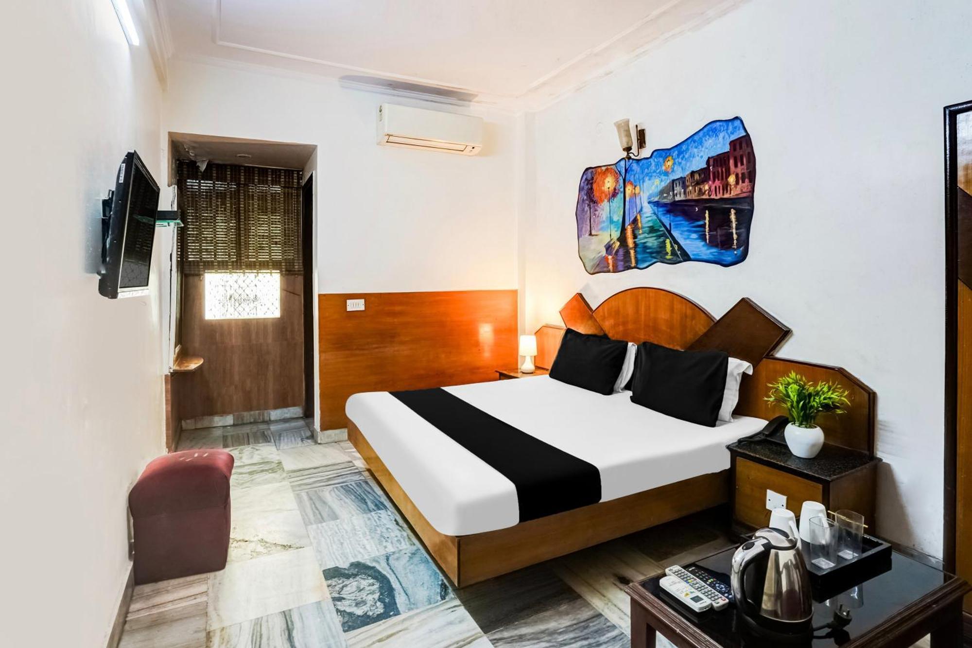 O Paharganj Near Railway Station Formerly Chand Palace Hotel