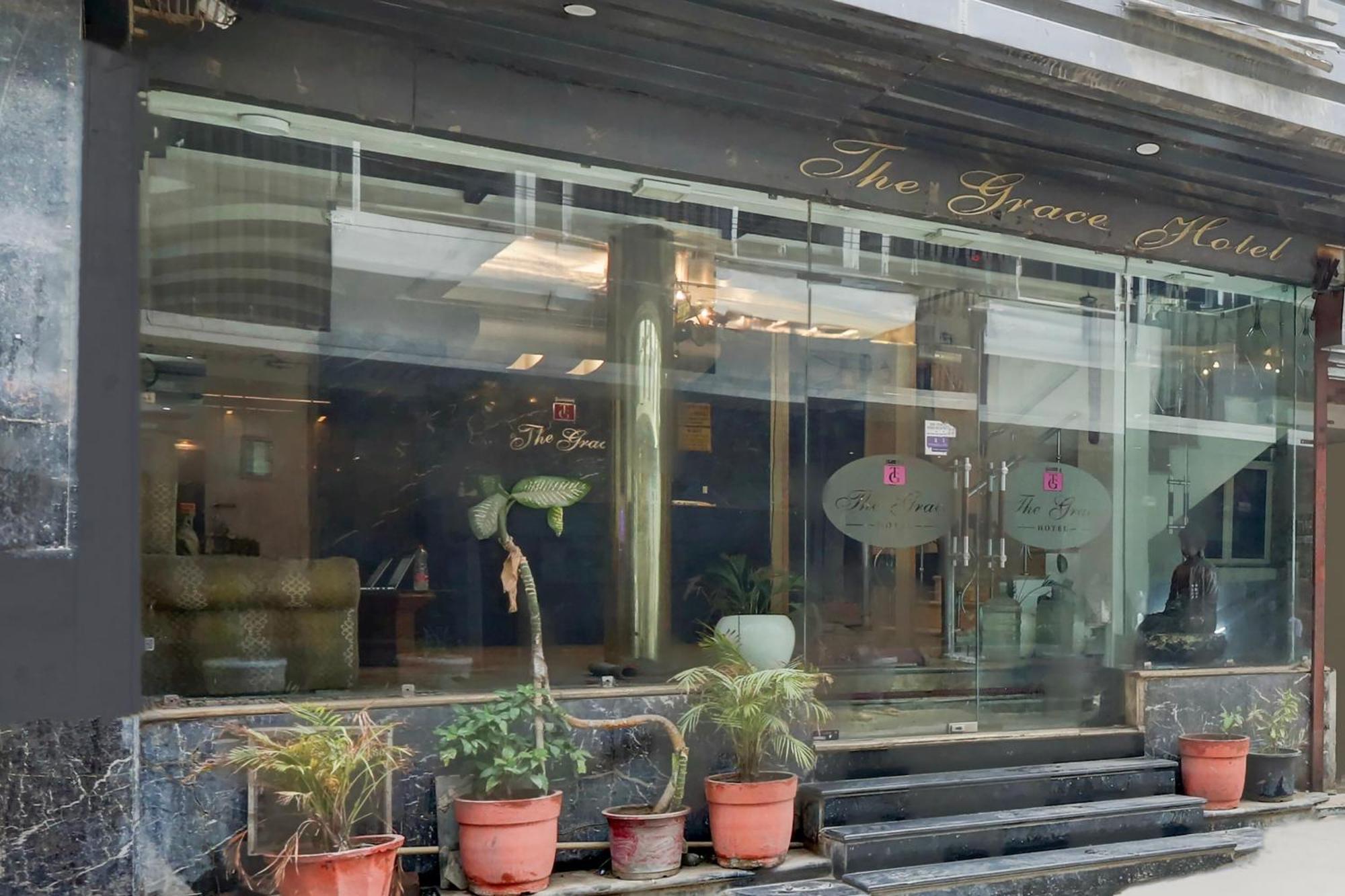 Hotel O The Grace Delhi 4*