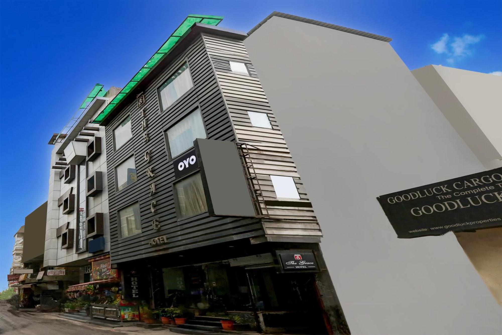 Hotel O The Grace Delhi 4*