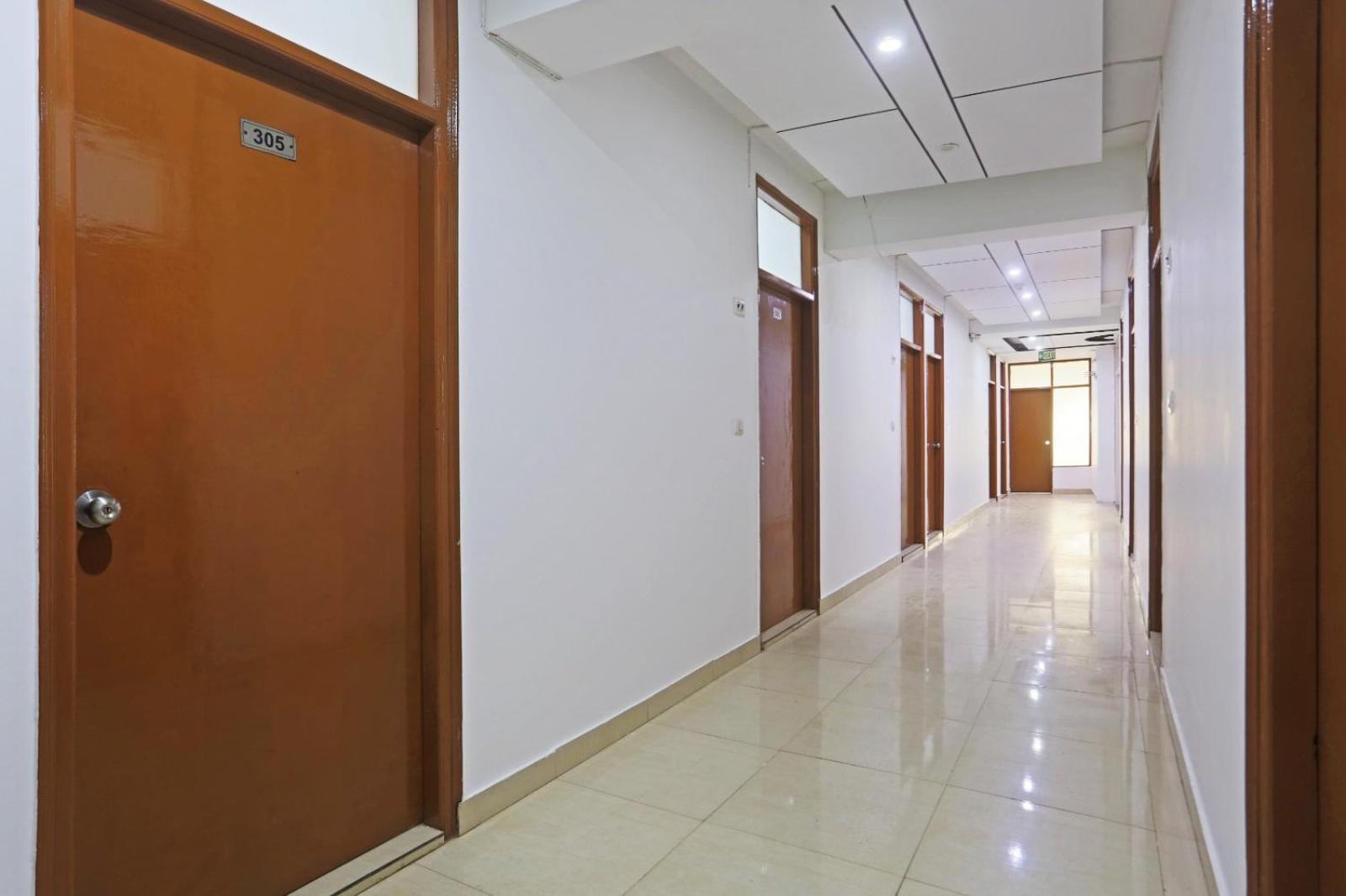 Happy Plaza- Near Delhi International Airport Pkicup Free New Delhi