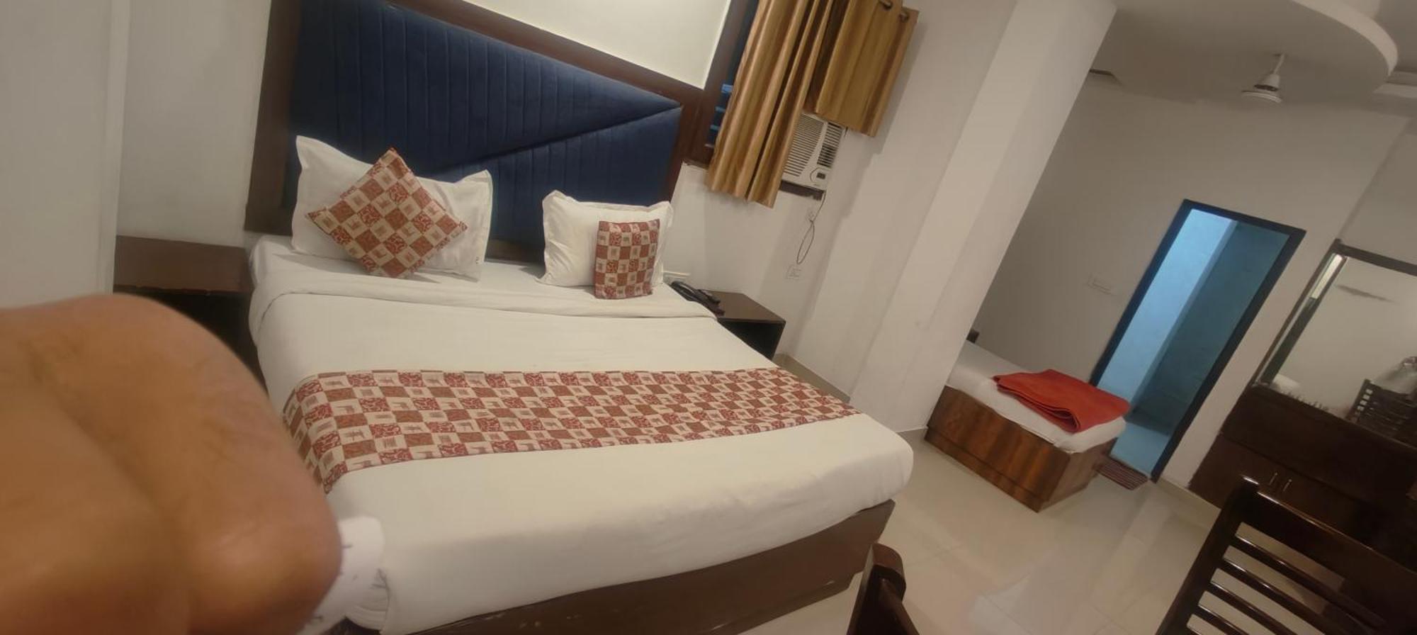 Grace Plaza Delhi 4*