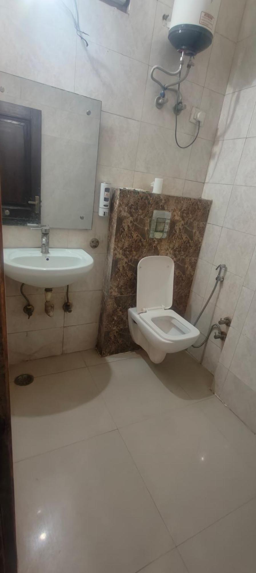 Grace Plaza Delhi Hotel 4*