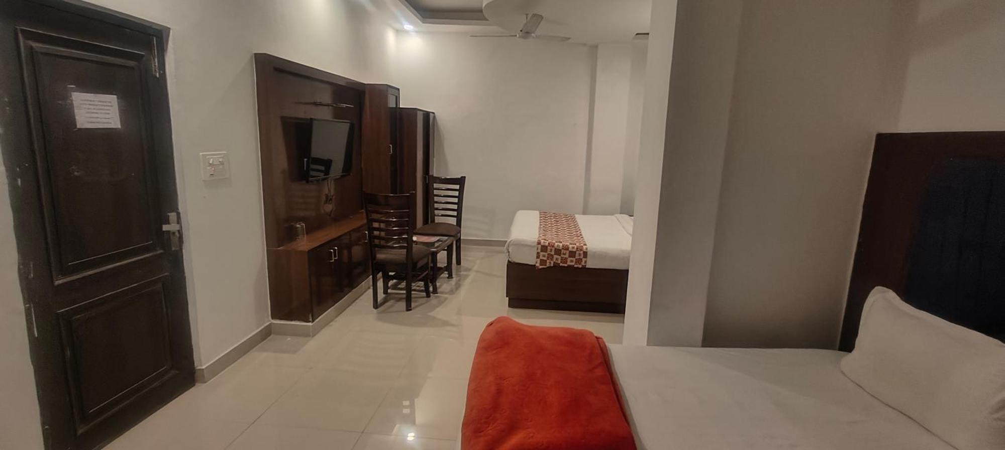 Grace Plaza Delhi 4* New Delhi