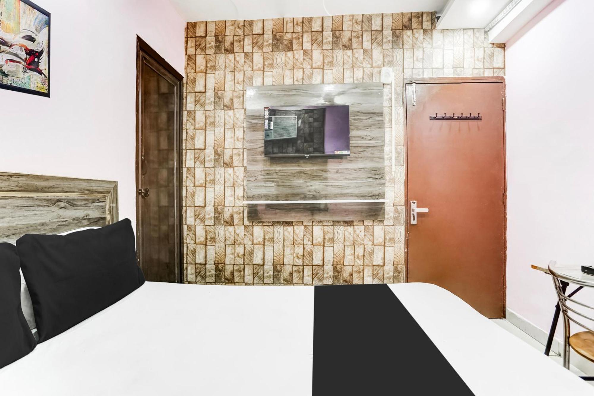 Rk Plaza Hotel