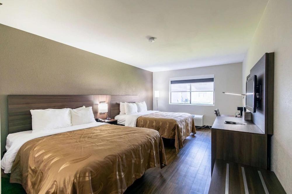 Grand 4* New Delhi