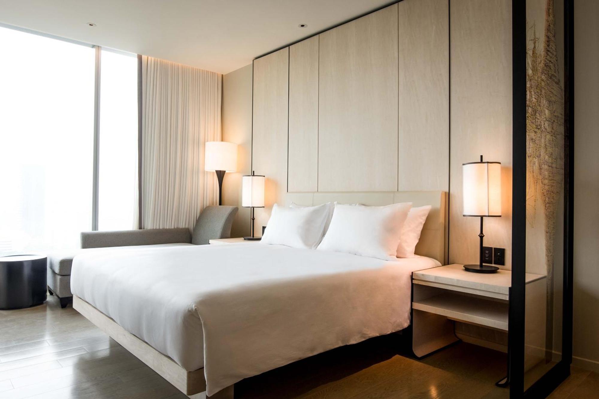 Hotel Qubic Villa Delhi Airport