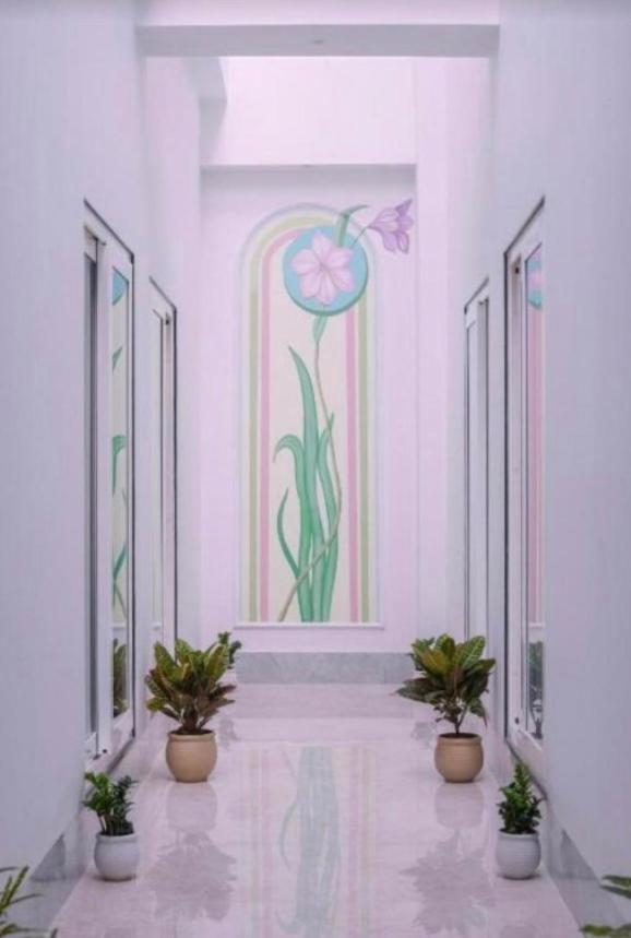 Hotel De Moon Residency-National Highway-8, Mahipalpur,