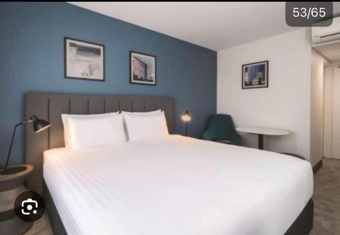 Hotel Hotel De Moon Residency-National Highway-8, Mahipalpur,