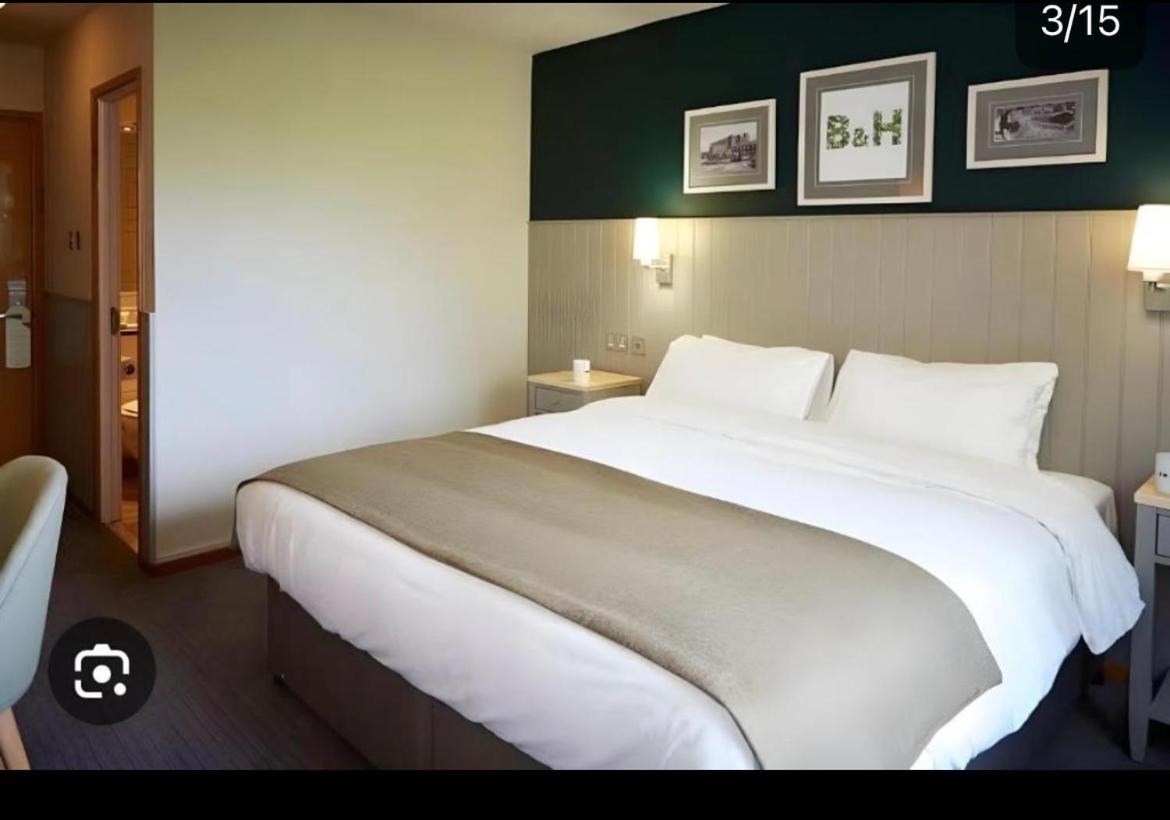Hotel De Moon Residency-National Highway-8, Mahipalpur, 3*