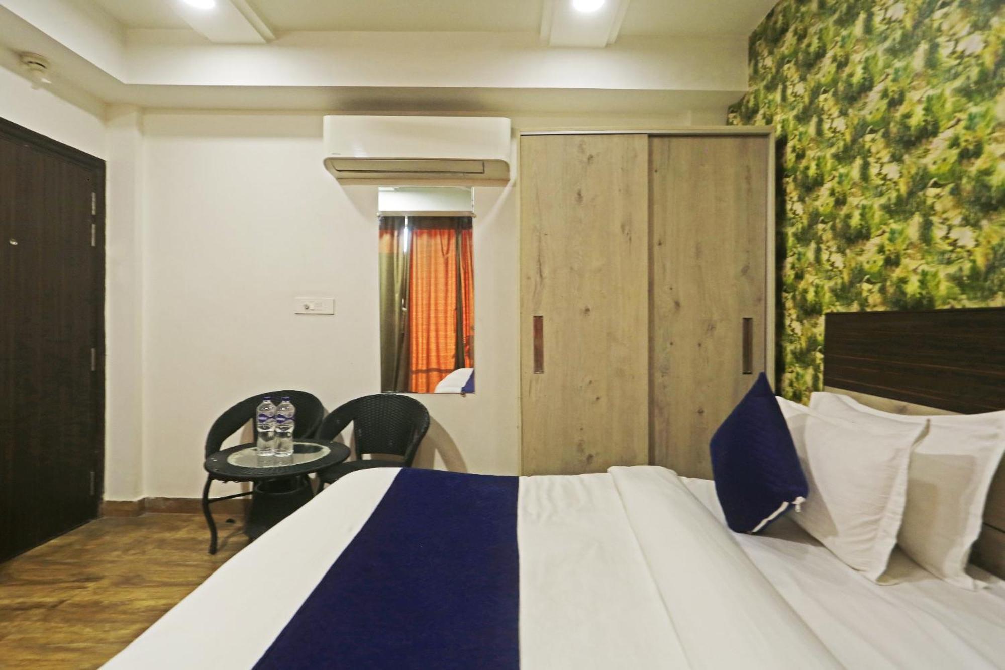 Aerostar Gold - Opposite Max Healthcare 3*
