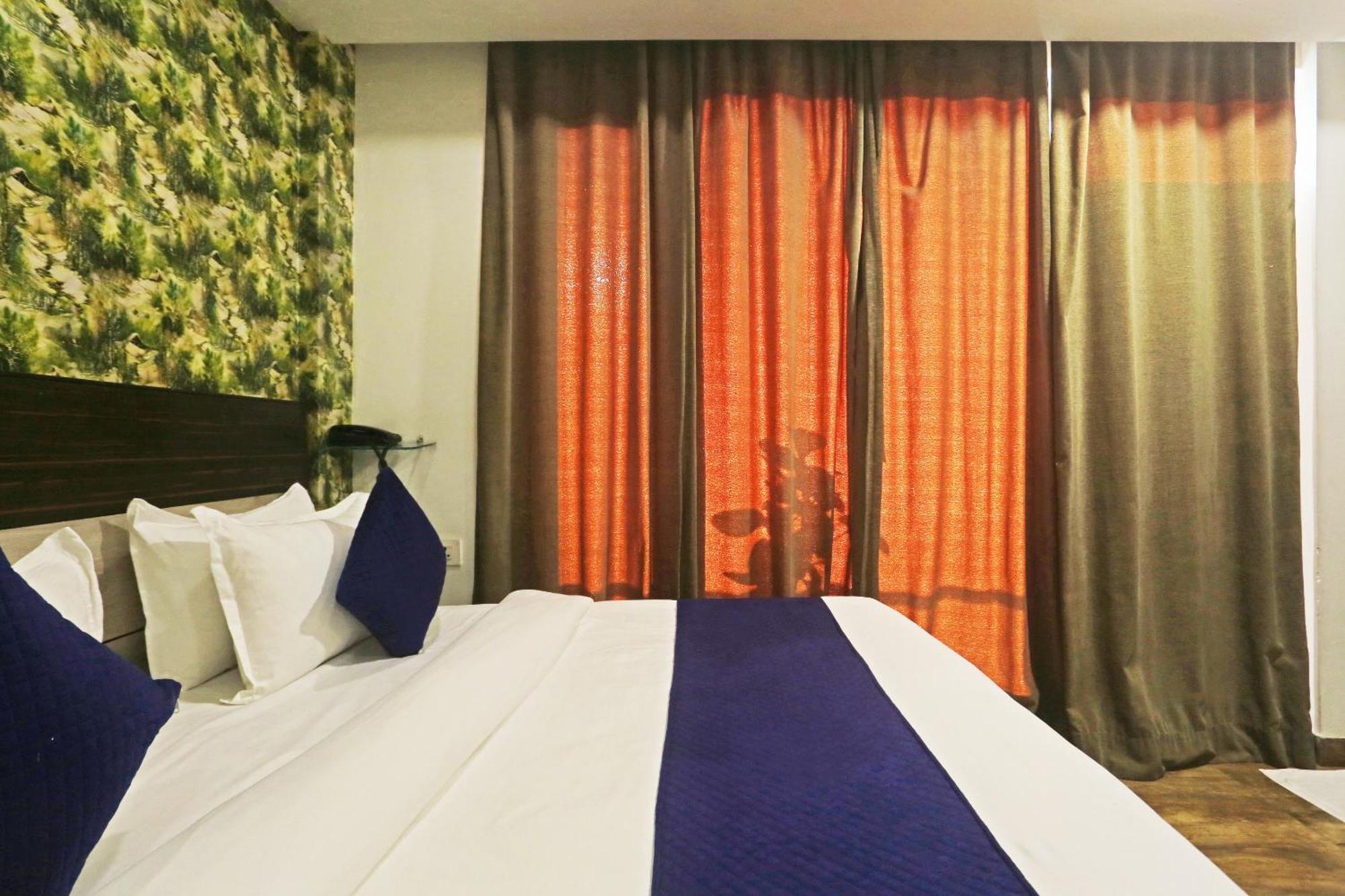 Aerostar Gold - Opposite Max Healthcare 3* Delhi (National Capital Territory of India)