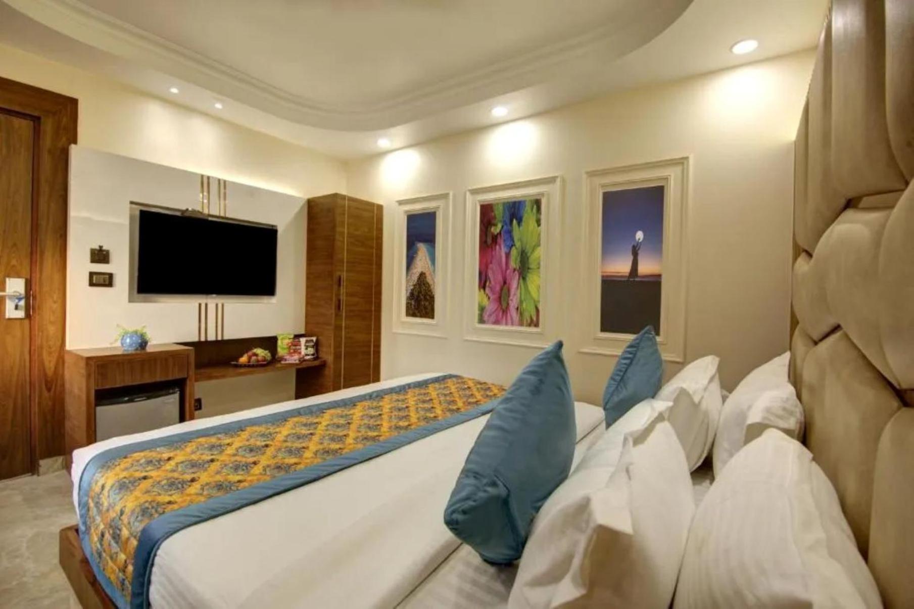 Grace Plaza Delhi Hotel