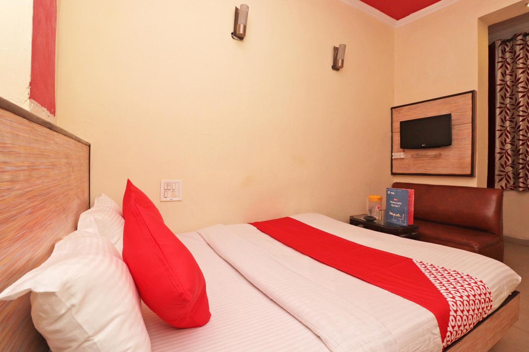 Hotel O Parkash Dx 4*