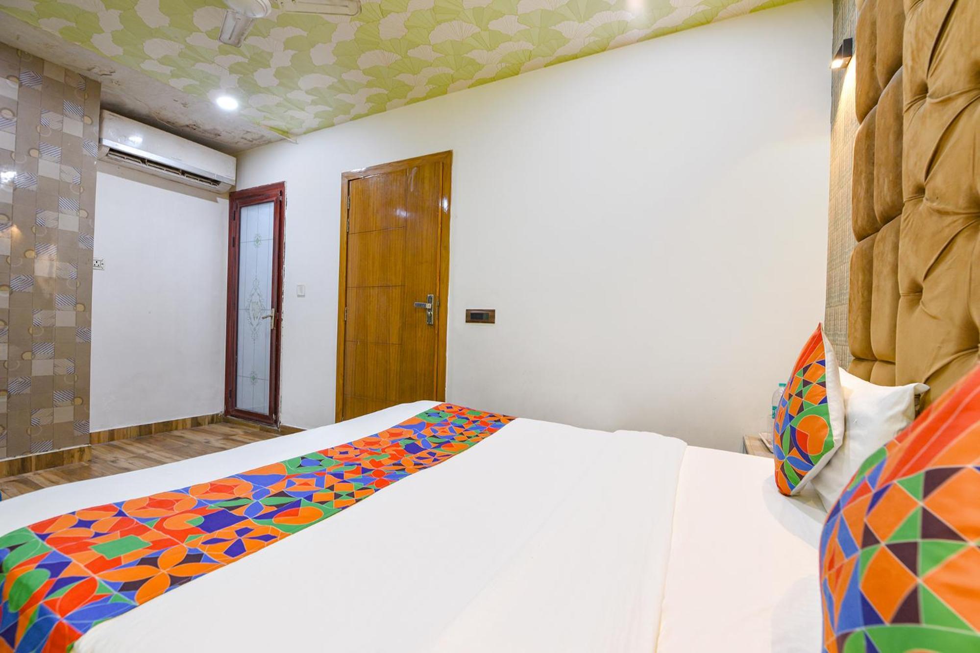 Fabhotel Jeet - Near Dilshad Garden Metro Station 3*