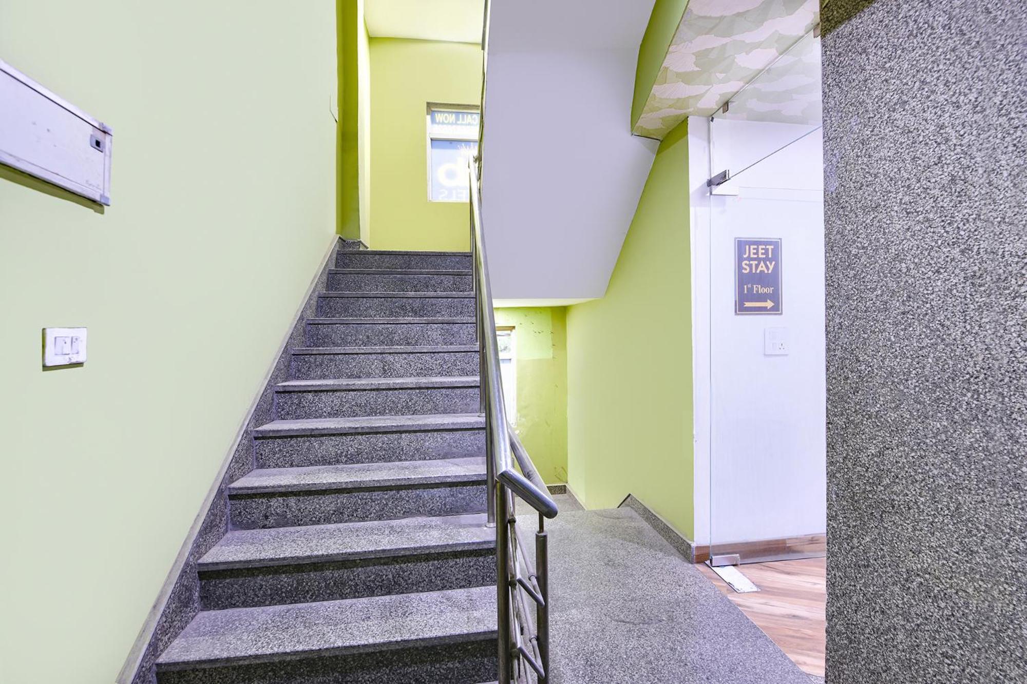 Fabhotel Jeet - Near Dilshad Garden Metro Station Delhi (National Capital Territory of India)