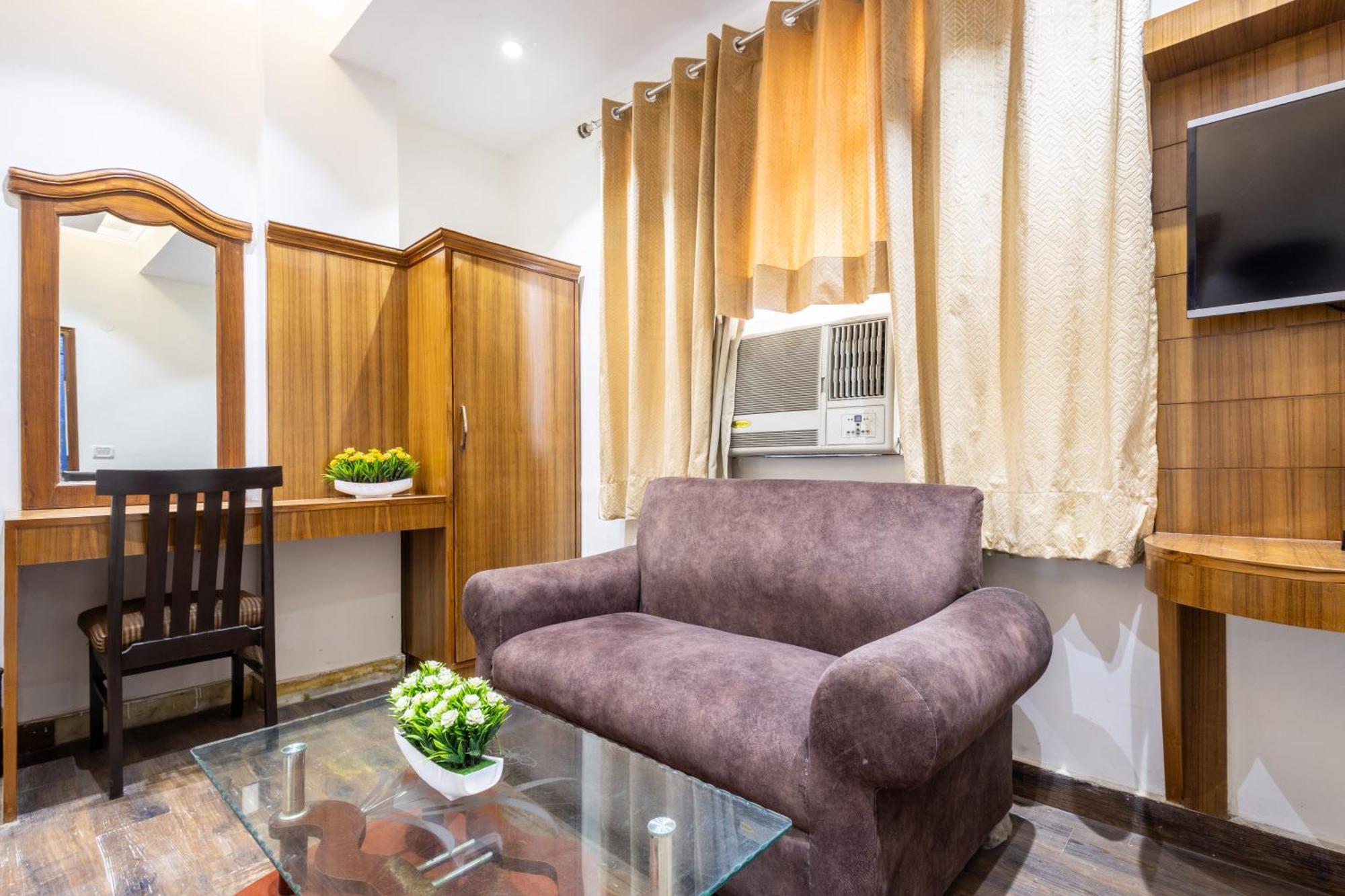 Hotel Garden View Karol Bagh