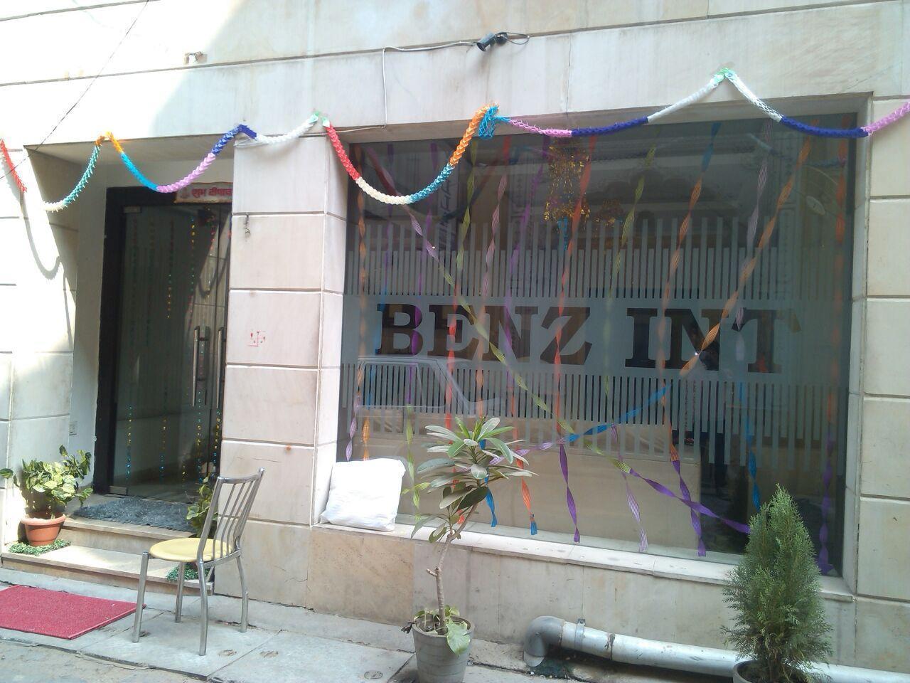 Benz International 3*