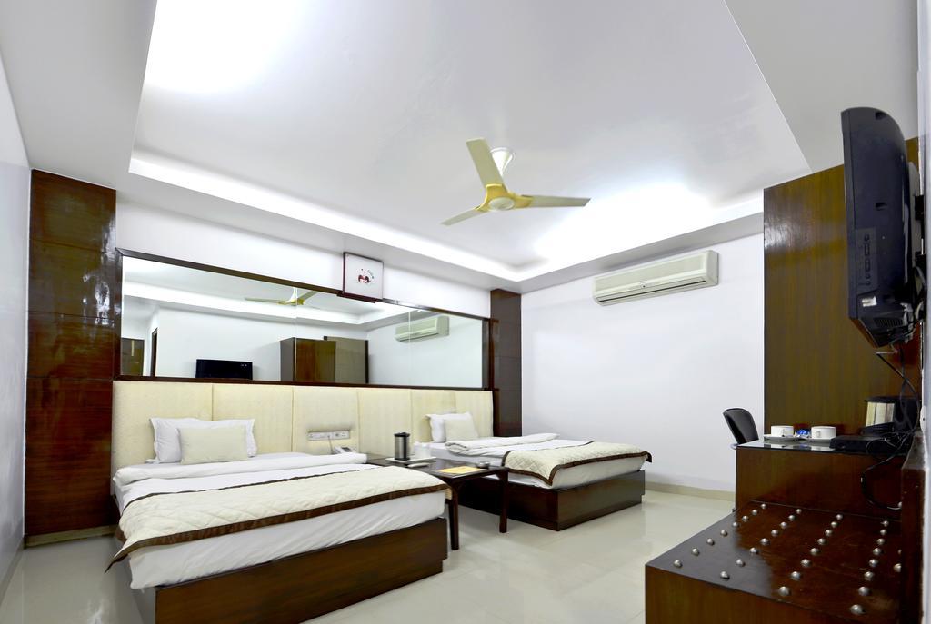 Hotel Sohi Residency 3*