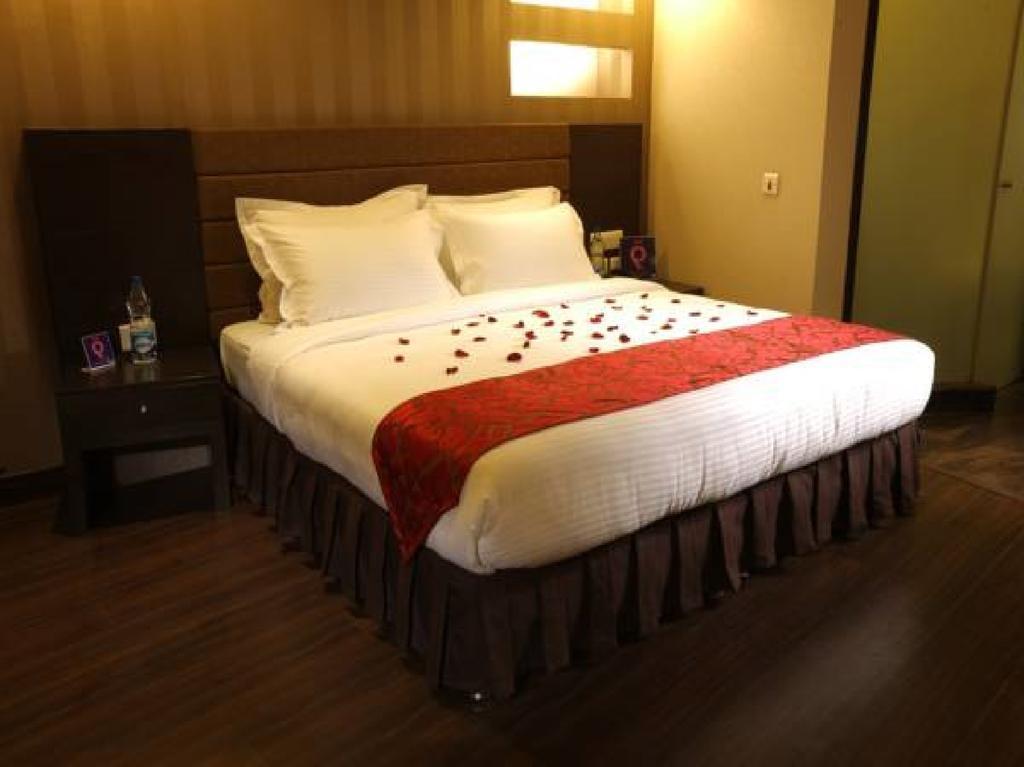 Hotel Five Elements Delhi- North Avenue 4*