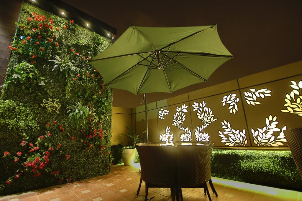 Jrd Exotica-business 3* New Delhi