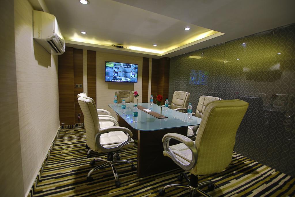 Jrd Exotica-business Hotel 3*