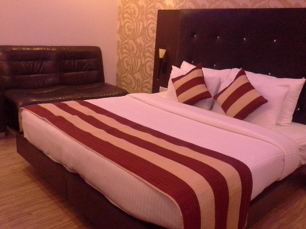Hotel Surya International Delhi (National Capital Territory of India)