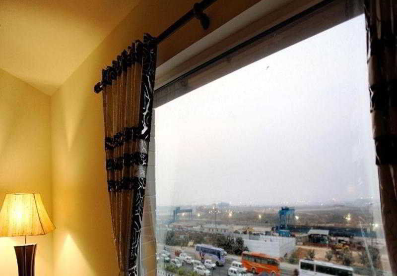 Hotel Smart Plaza Delhi Airport