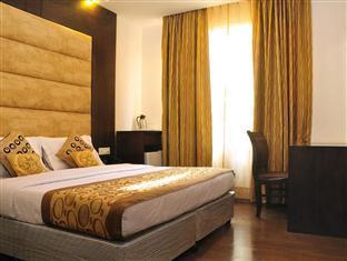 Hotel Benz International