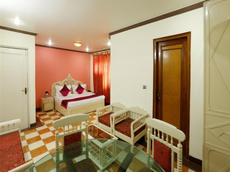 Fabhotel Le Heritage Karol Bagh