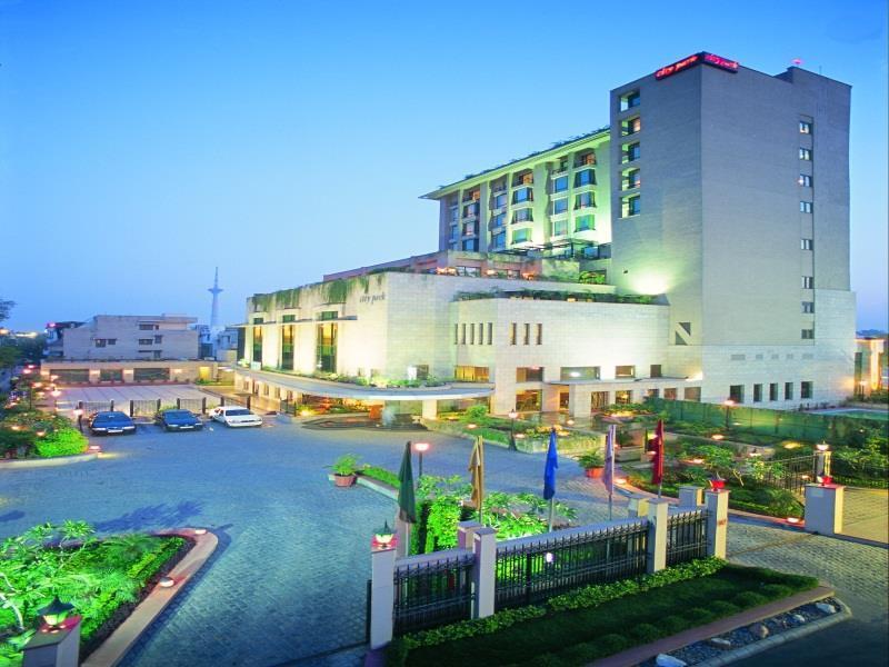 City Park Hotel