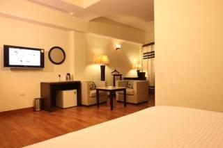 The Class, Delhi Airport 3*