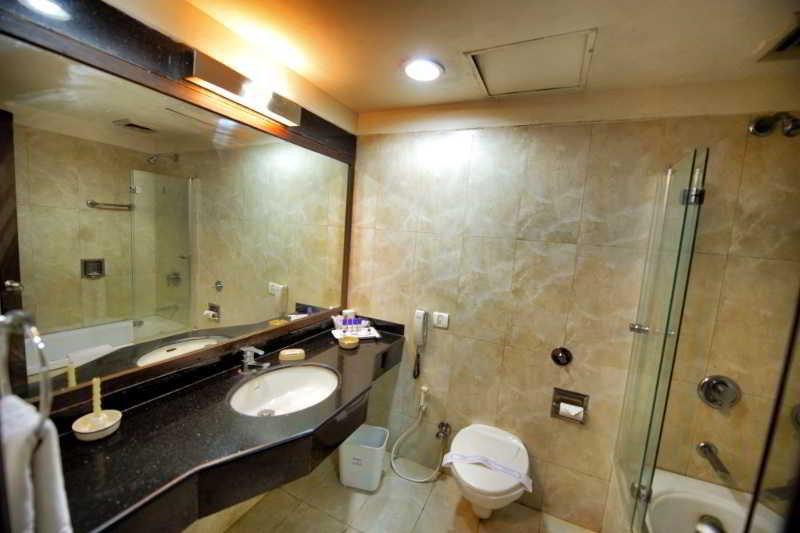 Hotel Centaur New Delhi